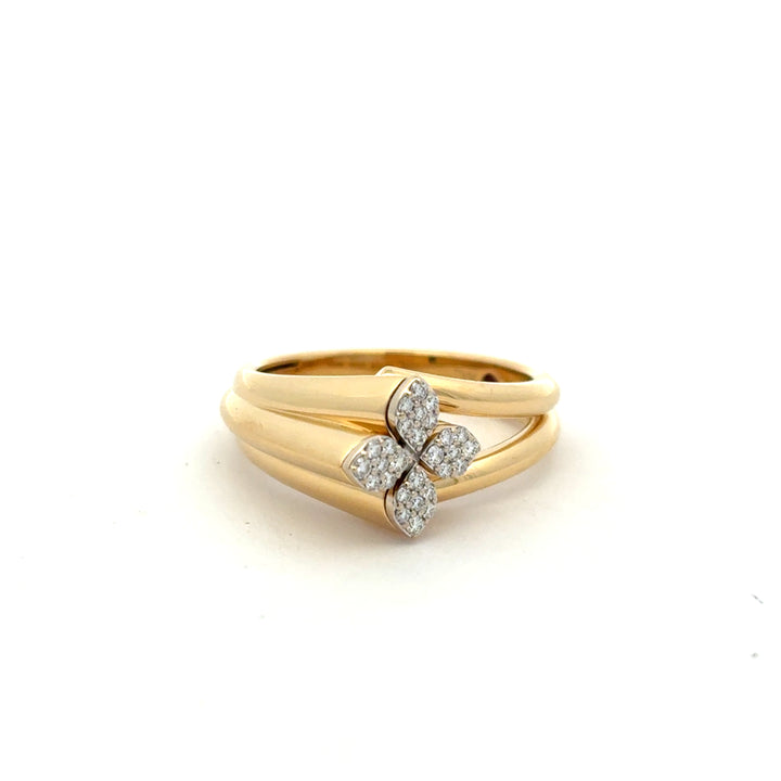 18K Yellow Gold Diamond Love in Verona Pave Flower Ring