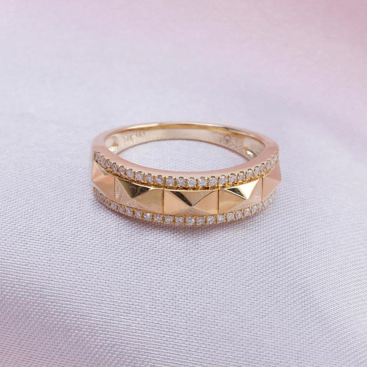 14K Yellow Gold Diamond Studded Ring