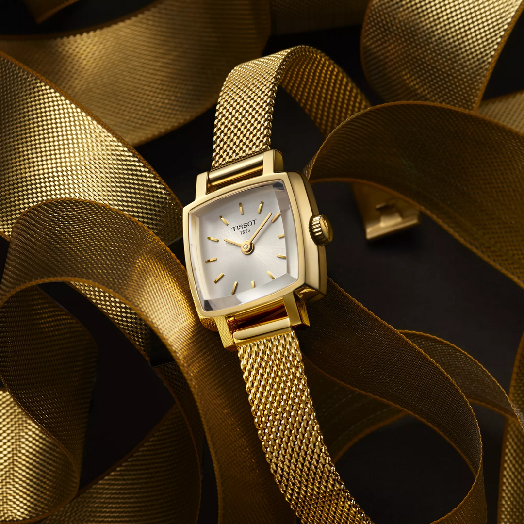 Lovely Square Gold Quartz 20MM Watch