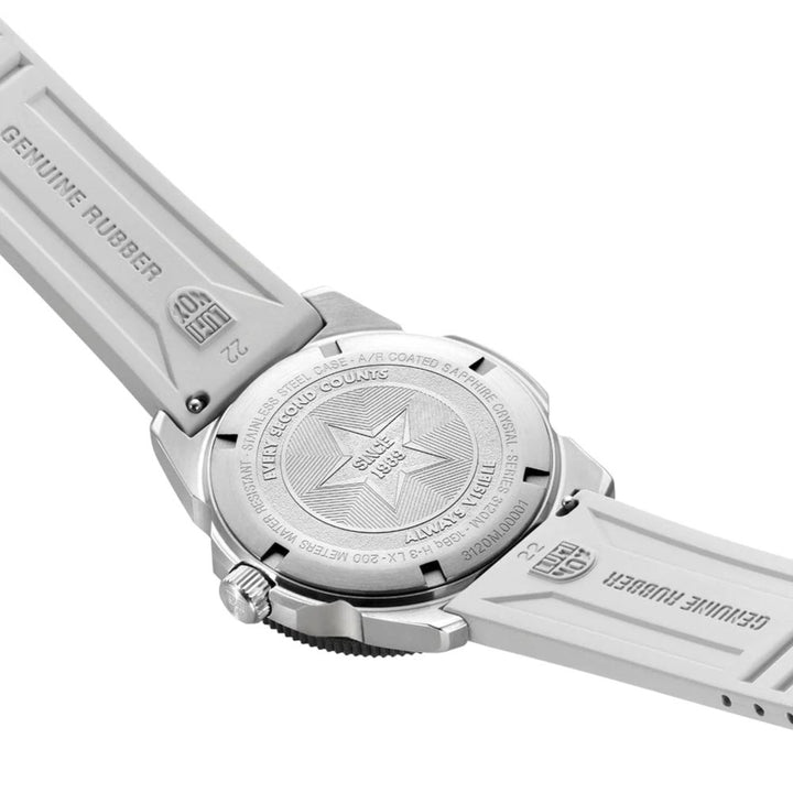 Pacific Diver Ripple White Quartz 39MM Watch