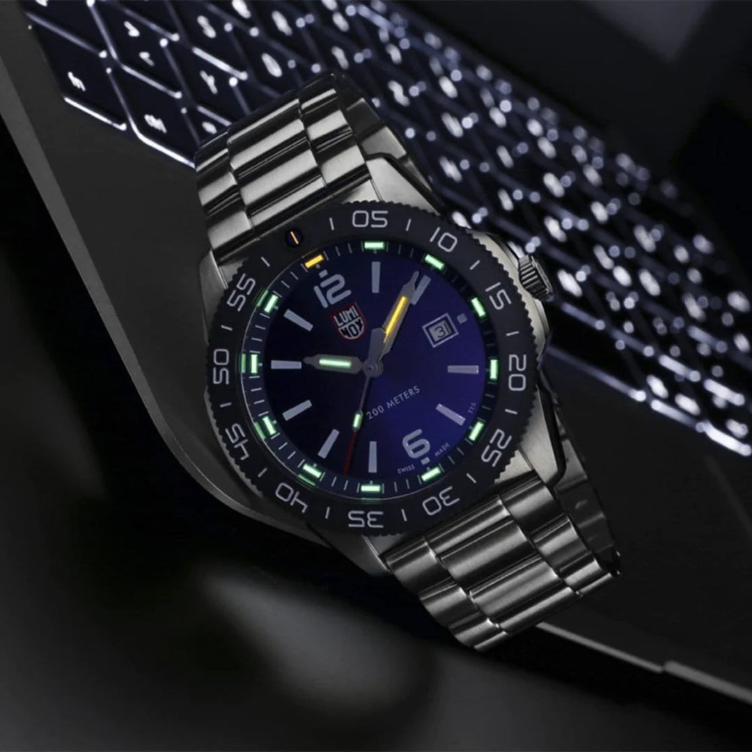 Pacific Diver Blue Quartz 44MM Watch